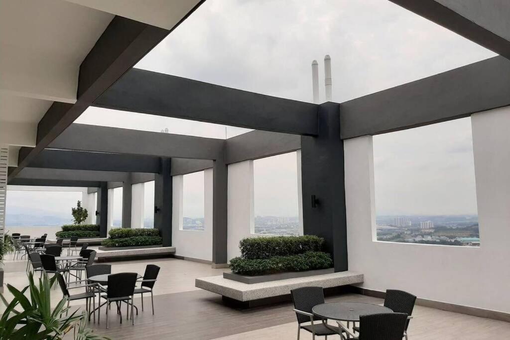 Apple Home 2 At Menara Simfoni, King Size Bed, Cheras, Nexflix, Wifi, Parking Seri Kembangan Exteriér fotografie
