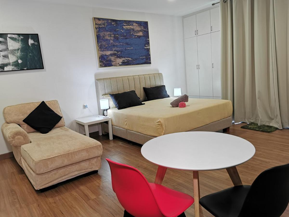 Apple Home 2 At Menara Simfoni, King Size Bed, Cheras, Nexflix, Wifi, Parking Seri Kembangan Exteriér fotografie