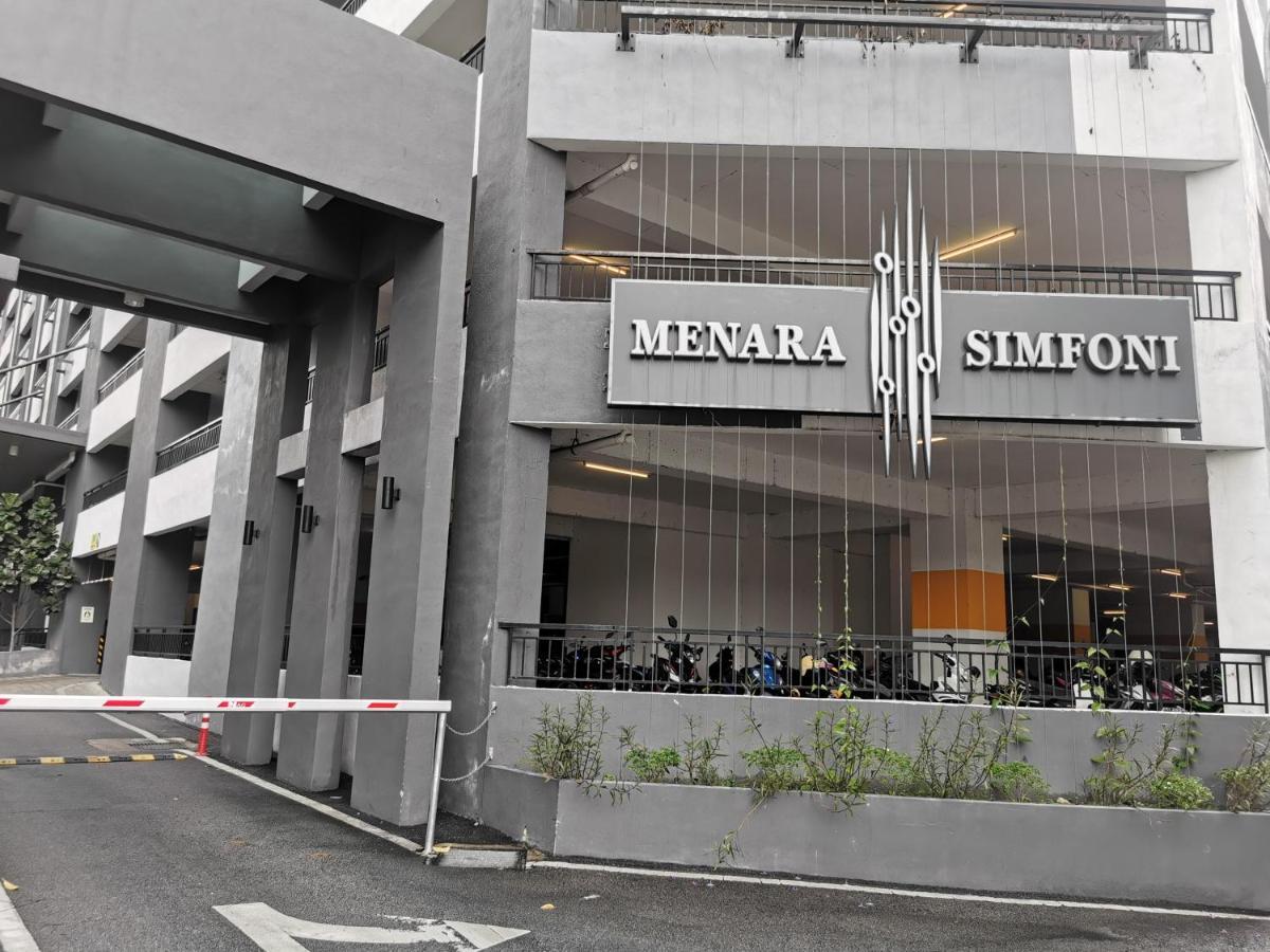 Apple Home 2 At Menara Simfoni, King Size Bed, Cheras, Nexflix, Wifi, Parking Seri Kembangan Exteriér fotografie