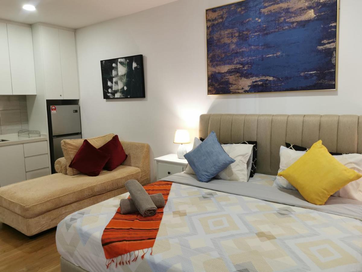 Apple Home 2 At Menara Simfoni, King Size Bed, Cheras, Nexflix, Wifi, Parking Seri Kembangan Exteriér fotografie