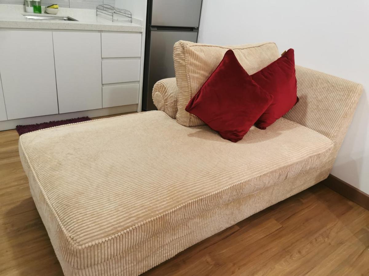Apple Home 2 At Menara Simfoni, King Size Bed, Cheras, Nexflix, Wifi, Parking Seri Kembangan Exteriér fotografie