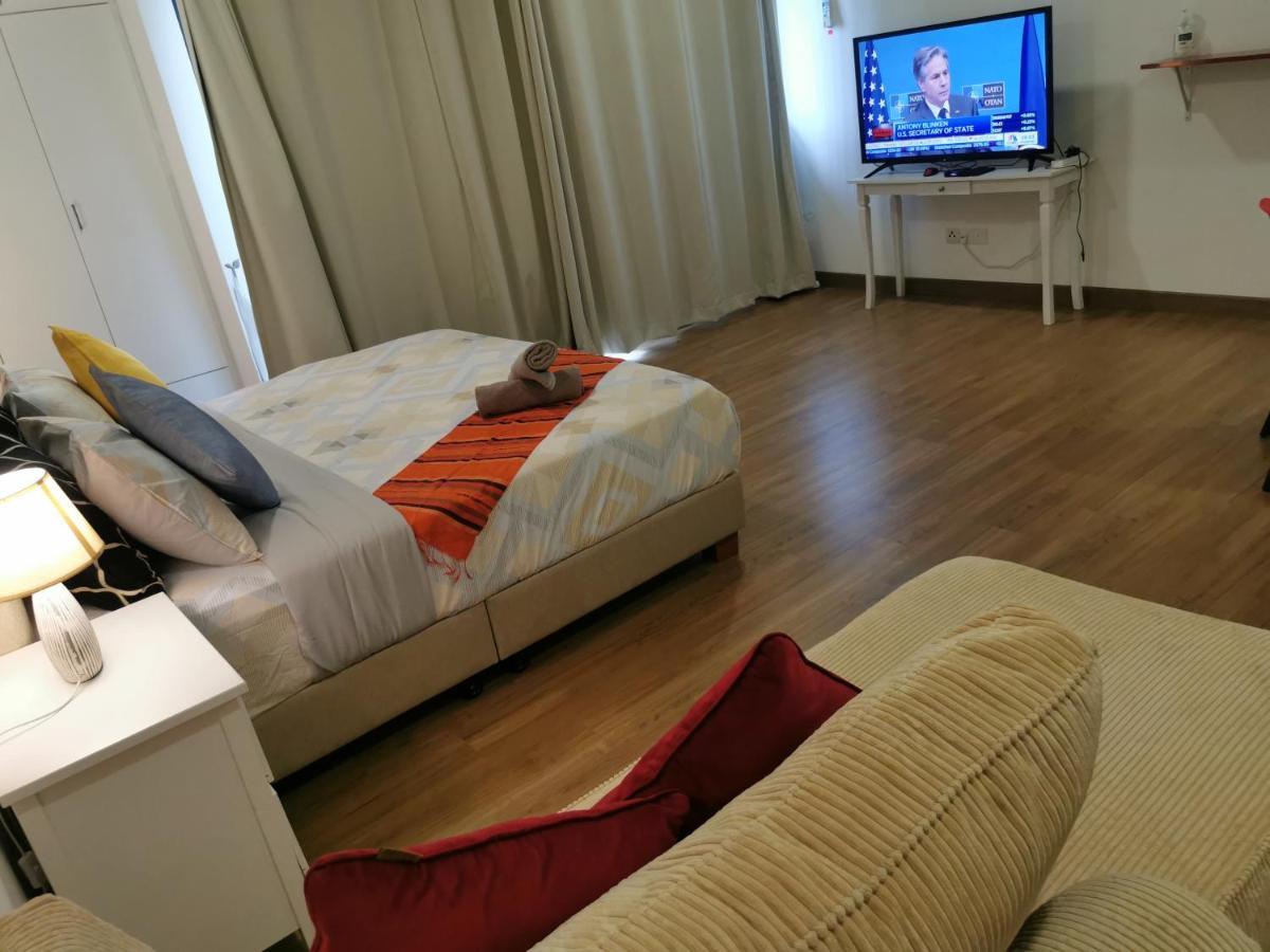 Apple Home 2 At Menara Simfoni, King Size Bed, Cheras, Nexflix, Wifi, Parking Seri Kembangan Exteriér fotografie